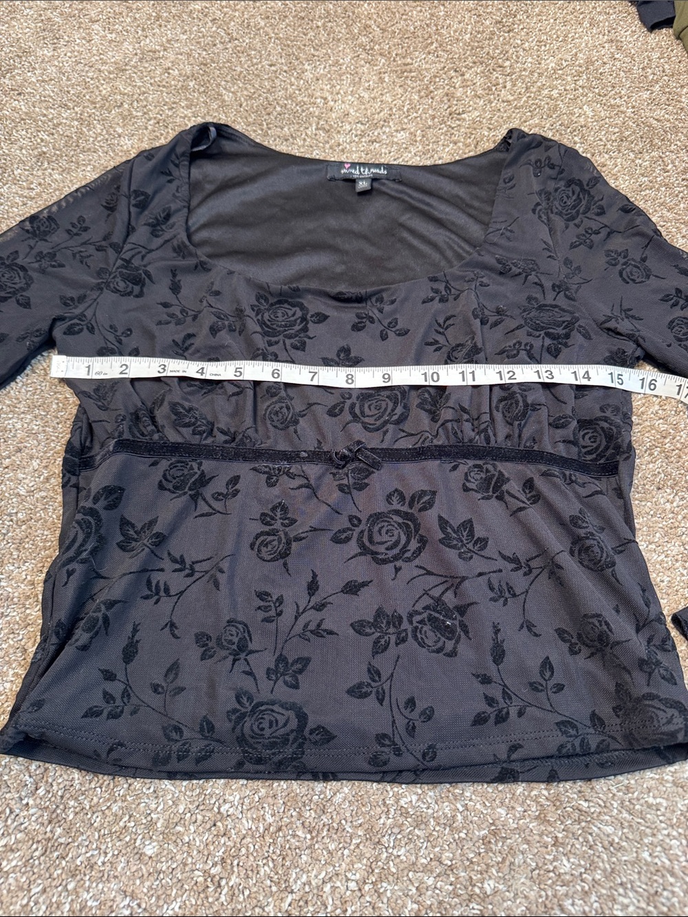 Mixed Threads Black Floral Scoop Neck Long-Sleeve Top Y2K style cropped SZ XL - Picture 4 of 8